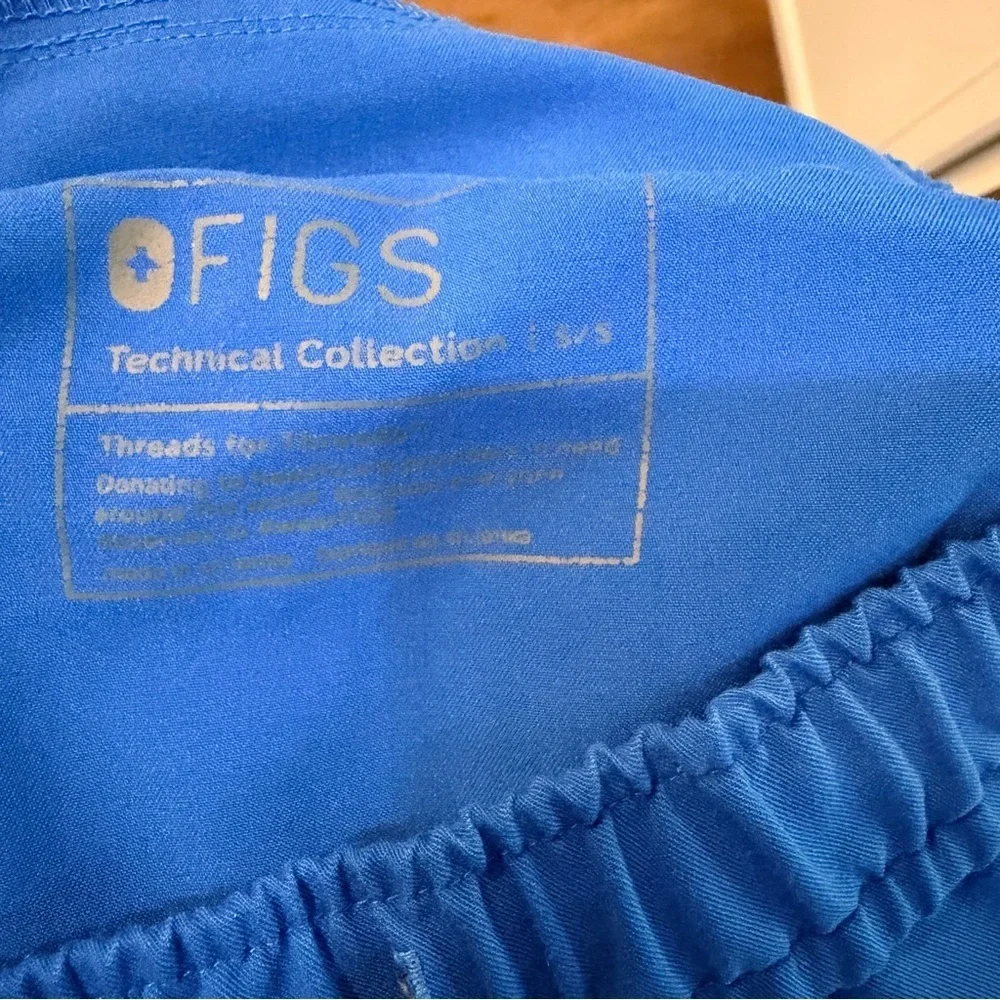Figs Tansen Men's Jogger Scrub Pants Size Small Blue Embroidered Aya Healthcare